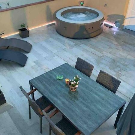 Casa Del Arbol En El Delta Del Ebro Lejlighed Deltebre Eksteriør billede